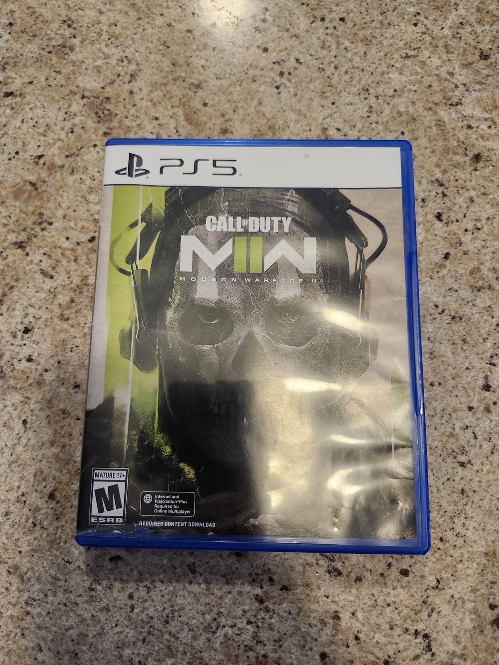 Call of Duty: Modern Warfare II (PS5) - Black/Green